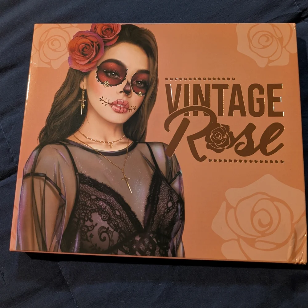 Jacy‎ Cosmetics Vintage Rose Eyeshadow Palette